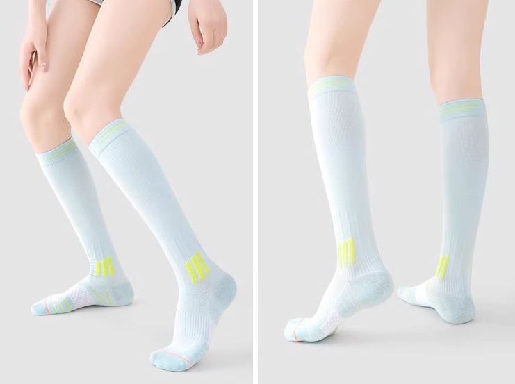 Women’s Compression Sports Socks – Towel Sole, Sweat-Wicking & Anti-Odor