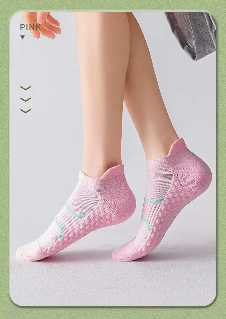 Women’s Low-Cut Sports Socks – Non-Slip Running & Training
