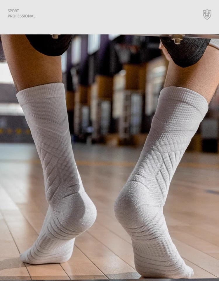 Men’s Basketball Socks – Anti-Odor Support for Teen Athletes